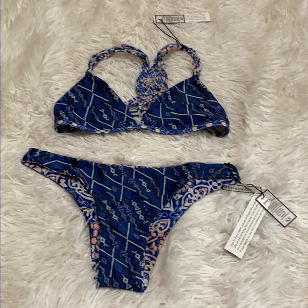 Gypsy 05 reversible bikini NWT Blue multi